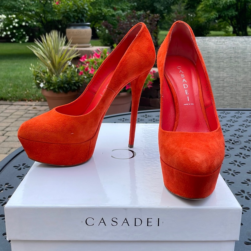 CASADEI SUEDE PLATFORM PUMPS - Size 37